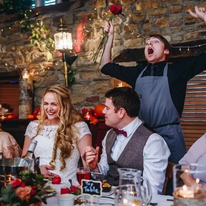 Dettagli coordinati di un matrimonio a tema